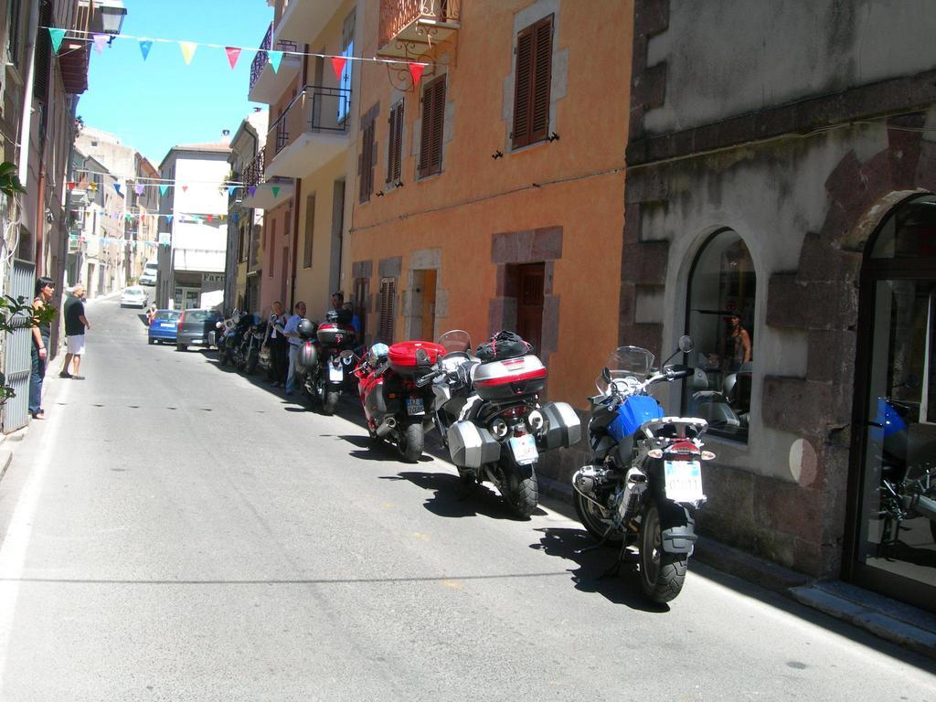 Su Cantaru Guesthouse Villanova Monteleone Экстерьер фото