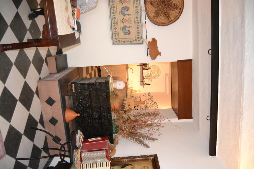 Su Cantaru Guesthouse Villanova Monteleone Экстерьер фото