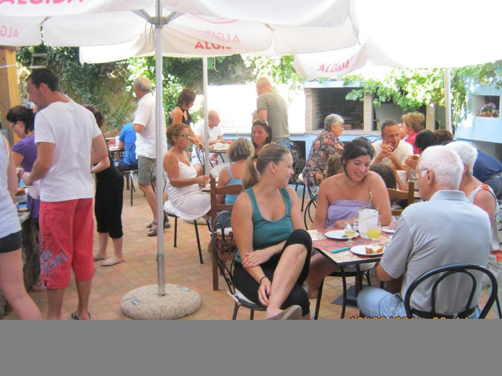 Su Cantaru Guesthouse Villanova Monteleone Экстерьер фото