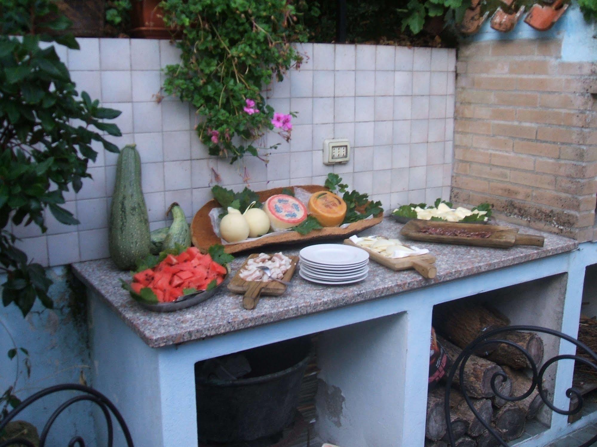 Su Cantaru Guesthouse Villanova Monteleone Экстерьер фото